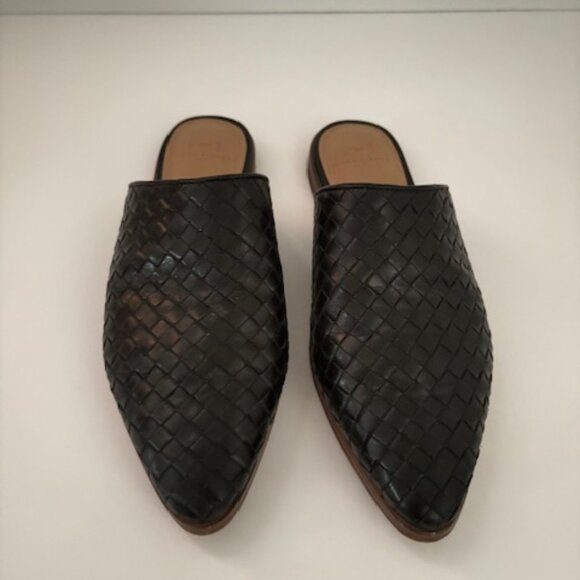 Marc Fisher Garren Pointed Toe - Picture 3 of 5